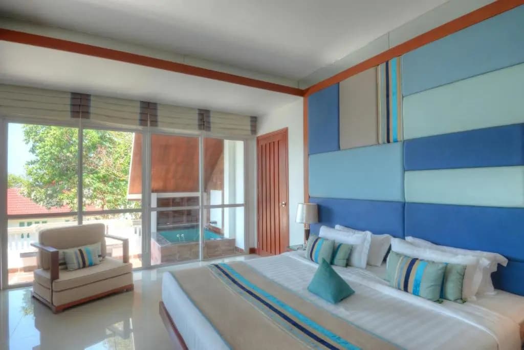 Premier Double Villa full double bed