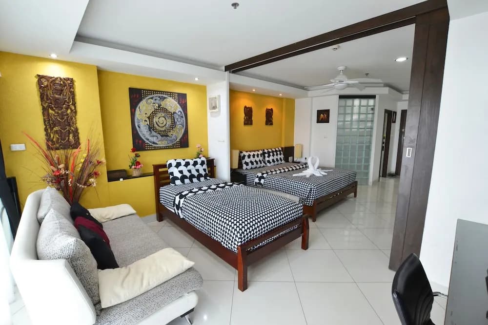 Hotel photo 12