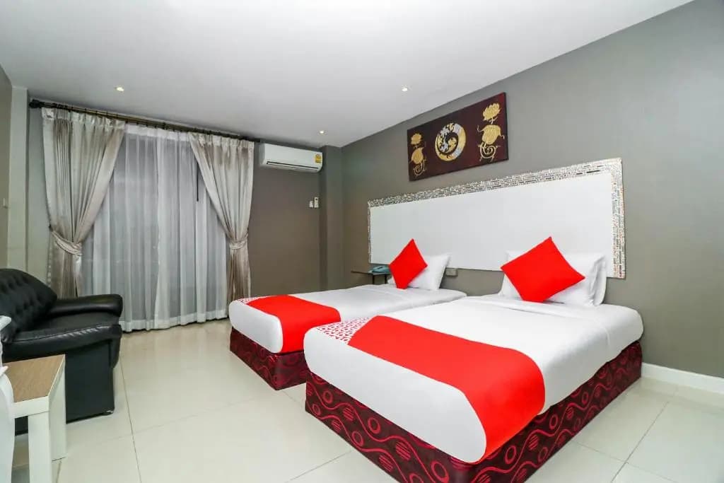 Standard Double room with pool view twin beds