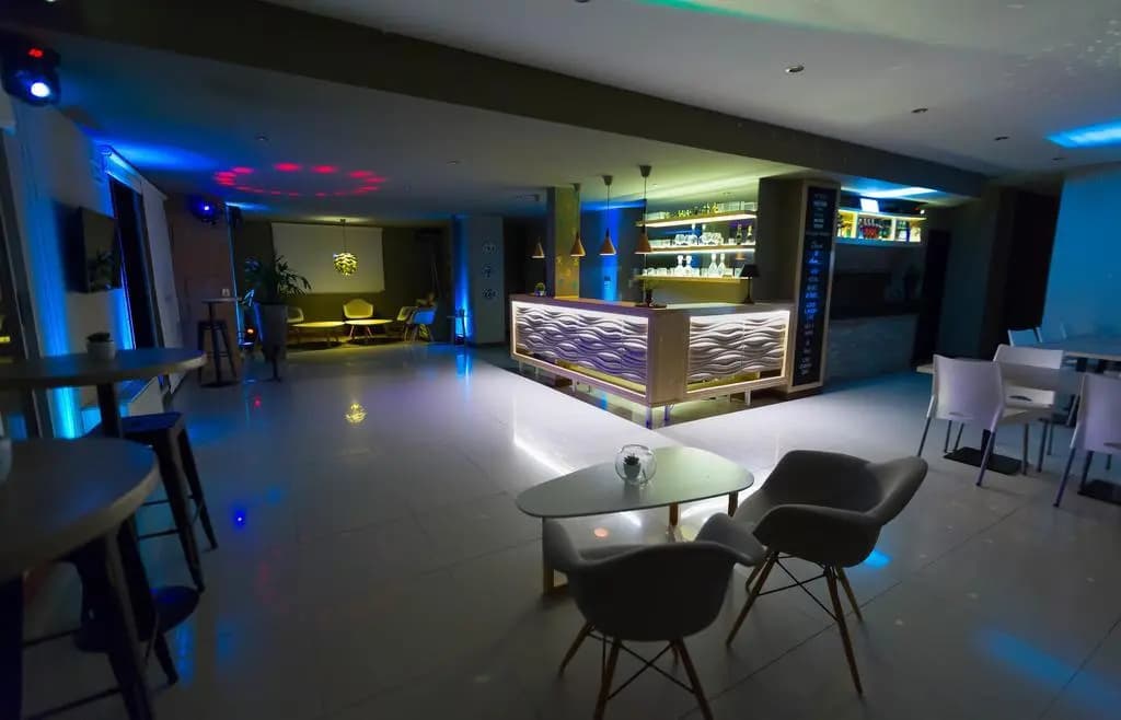 Hotel photo 18