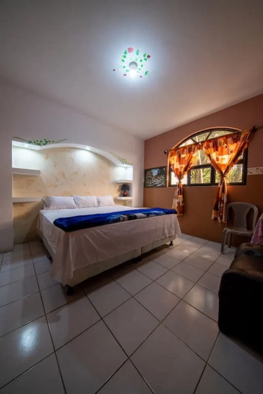 Economy room