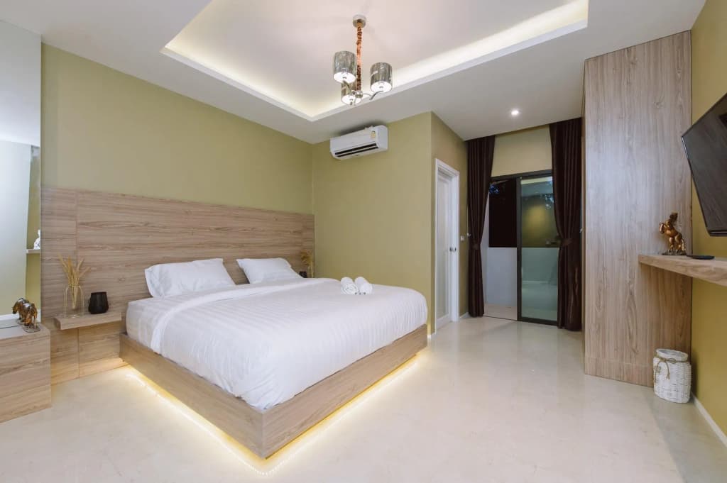 Superior room