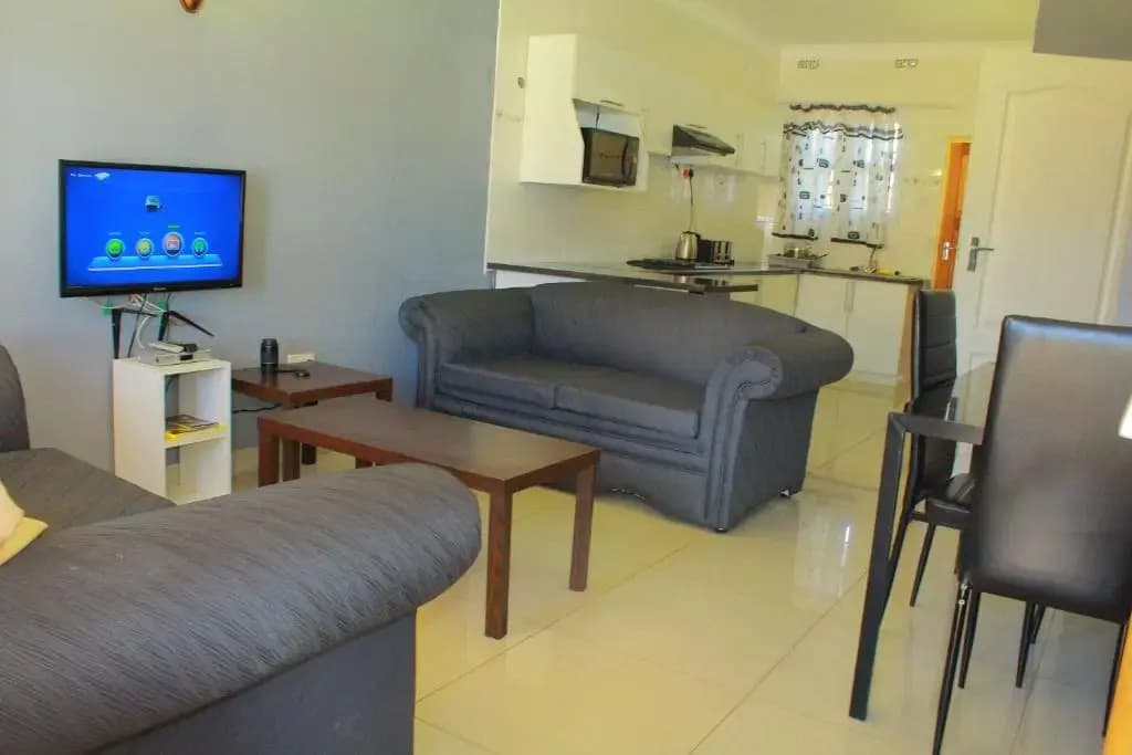 3 Bedrooms Apartment