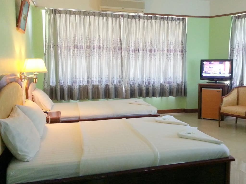 Hotel photo 2