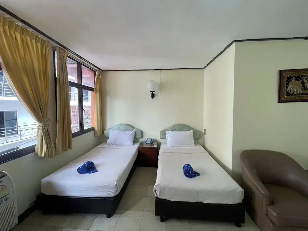 Hotel photo 12