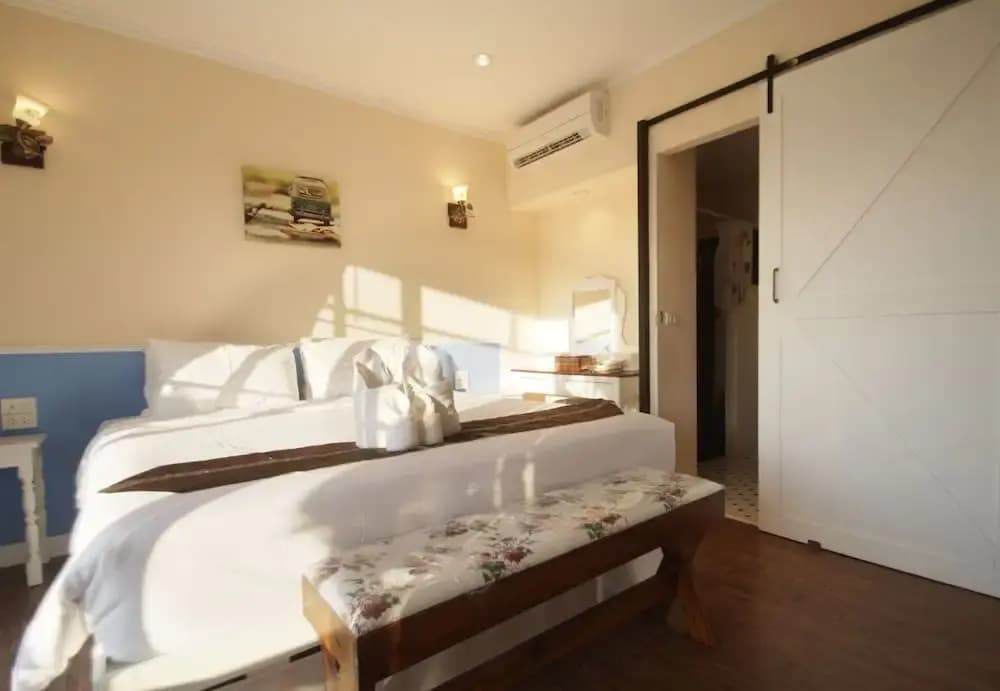 1 Bedroom Deluxe Double room with sea view full double bed