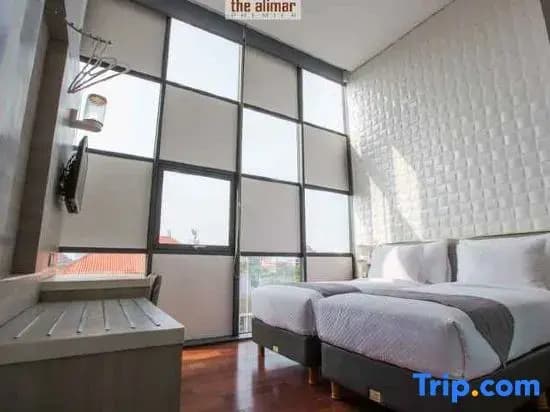 Deluxe Double room twin beds