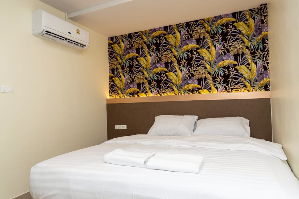 Standard Double Studio full double bed