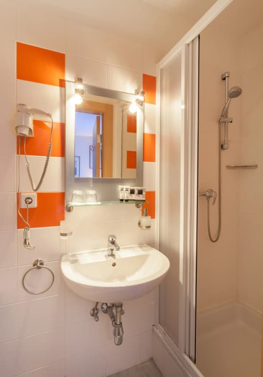 Standard Double room full double bed