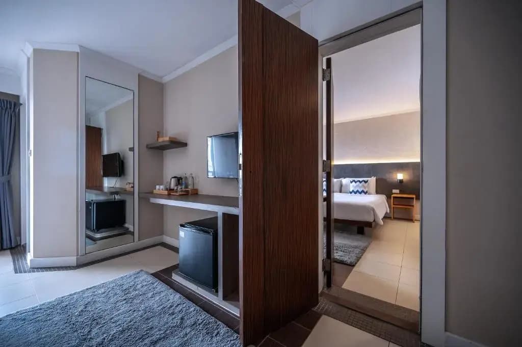 Hotel photo 12
