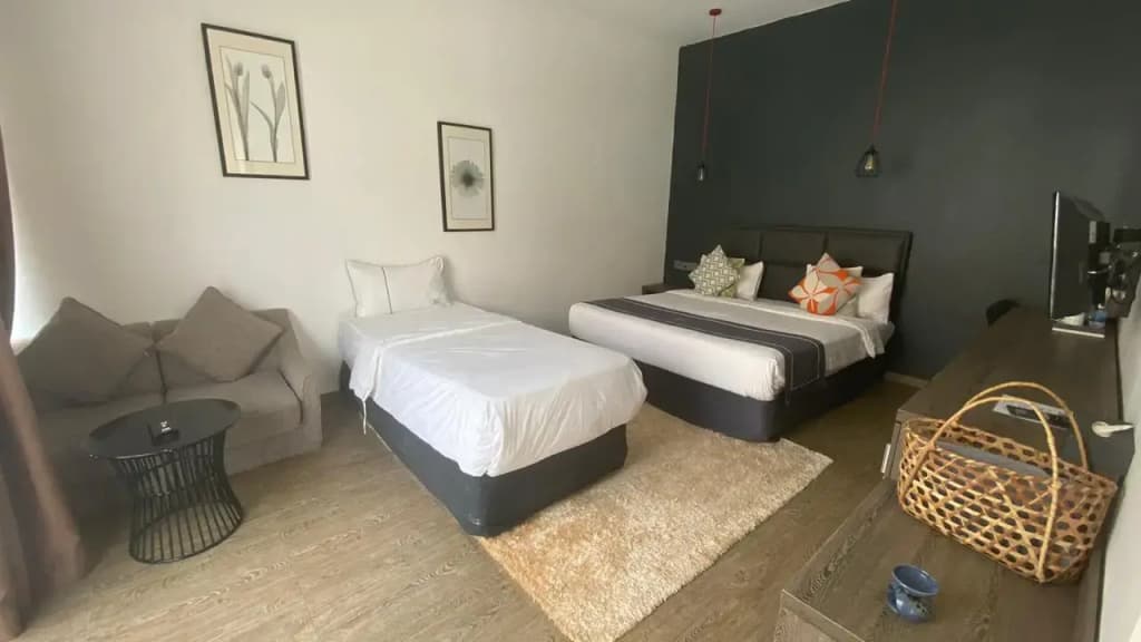 Superior Triple room