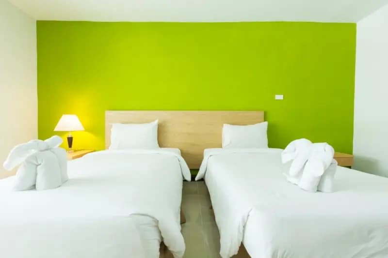 Deluxe Double room with balcony and with city view full double bed