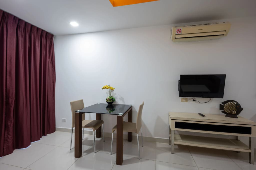 Standard Double room with balcony and with city view full double bed