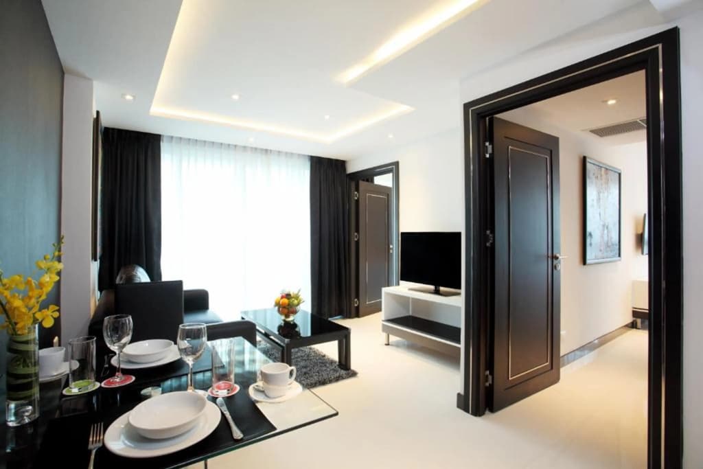 Superior Triple room with balcony and with city view