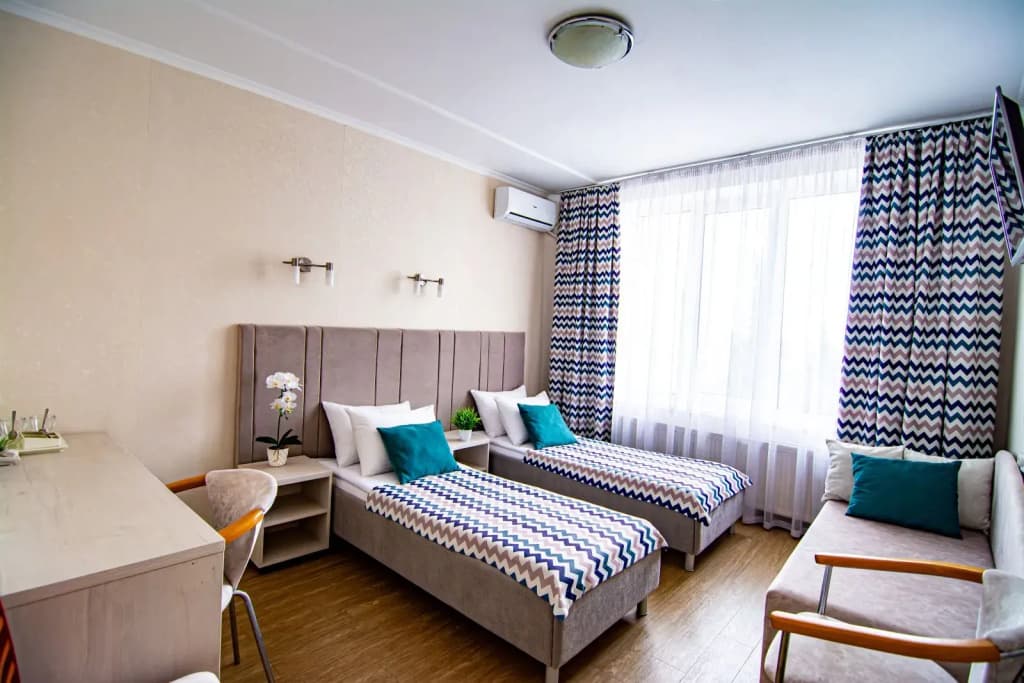 Comfort Double room with city view full double bed