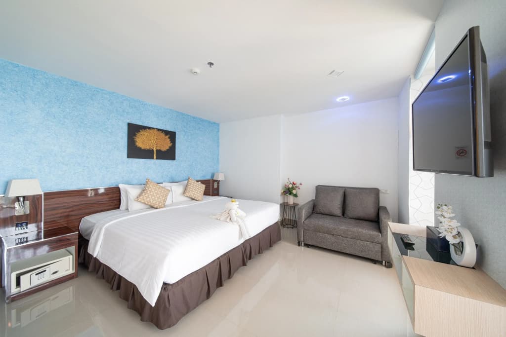 Deluxe Suite