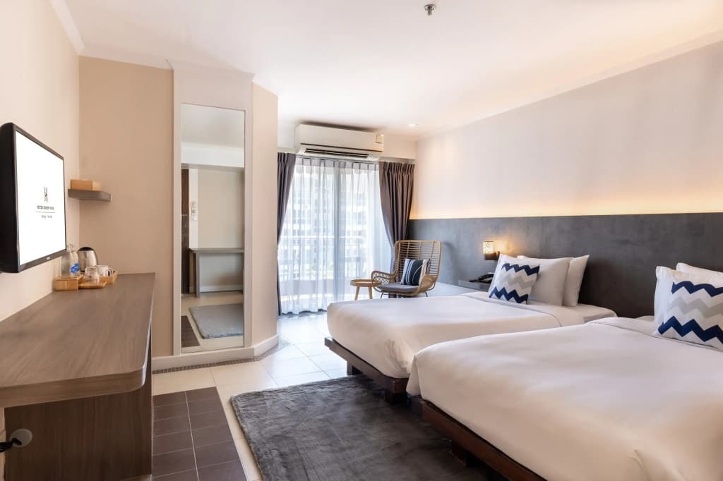 Deluxe Double room with balcony twin beds