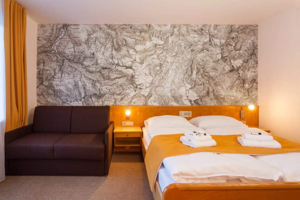 Standard Double room with balcony full double bed