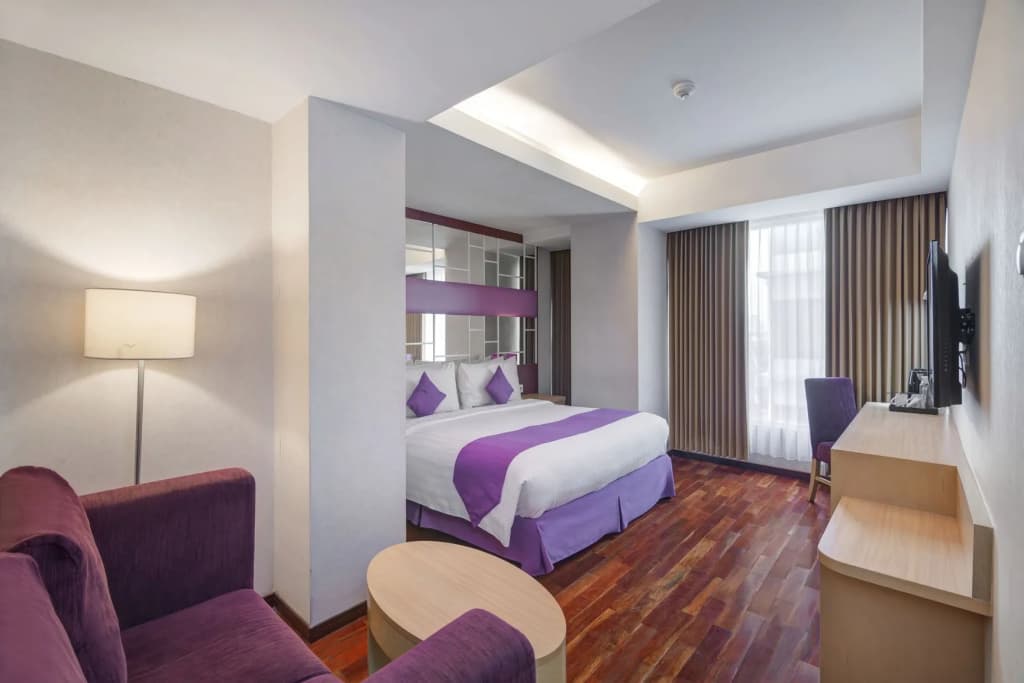 Executive Double Suite full double bed