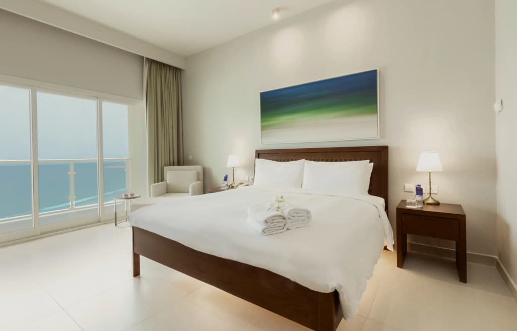 Superior Double room with balcony and with ocean view full double bed