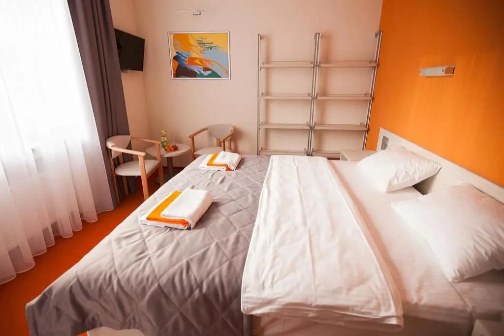 Standard Superior Double room with city view full double bed