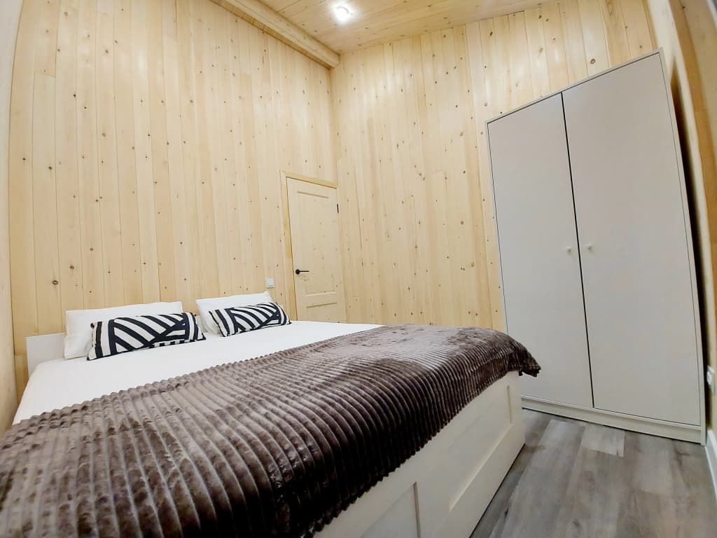 Double Chalet with mountain view full double bed