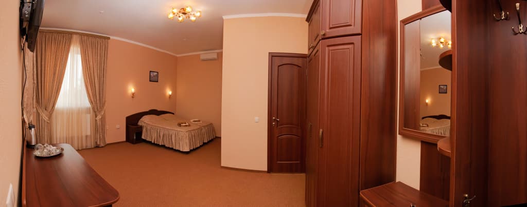 Standard Double room with balcony full double bed