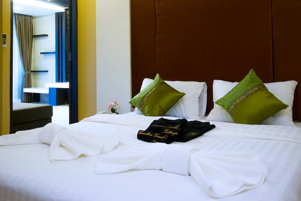 2 Bedrooms Suite