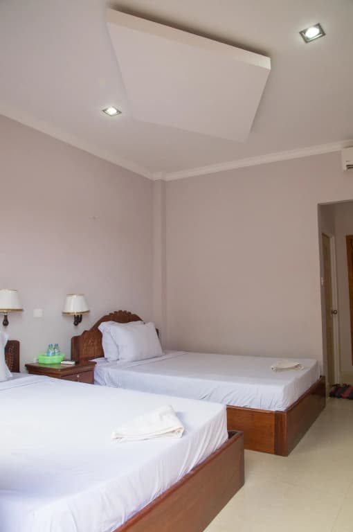 Double Bungalow twin beds