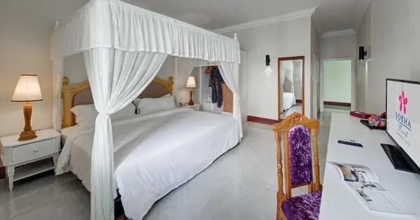 Grand Double Villa full double bed