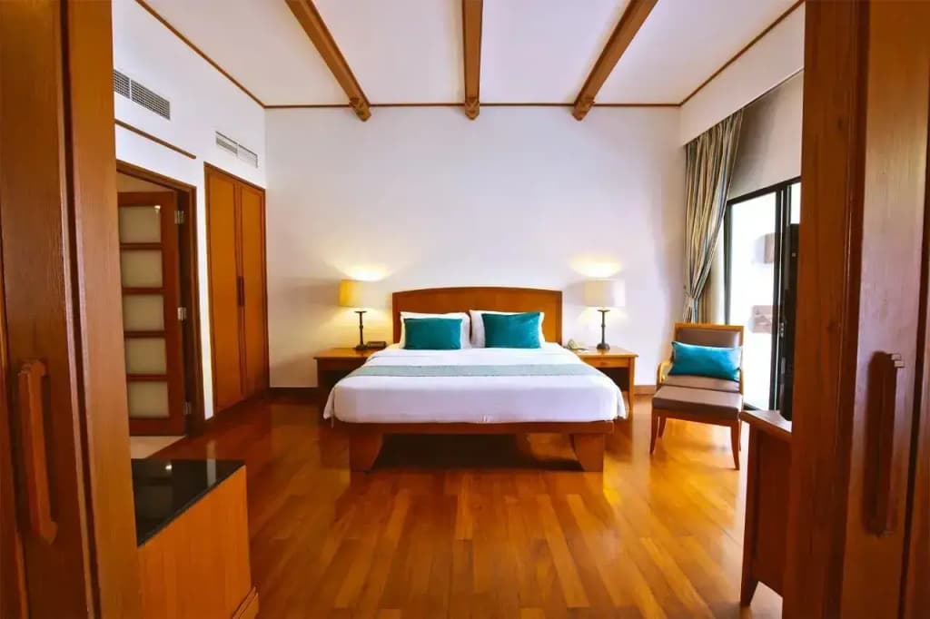 Double Suite Room full double bed