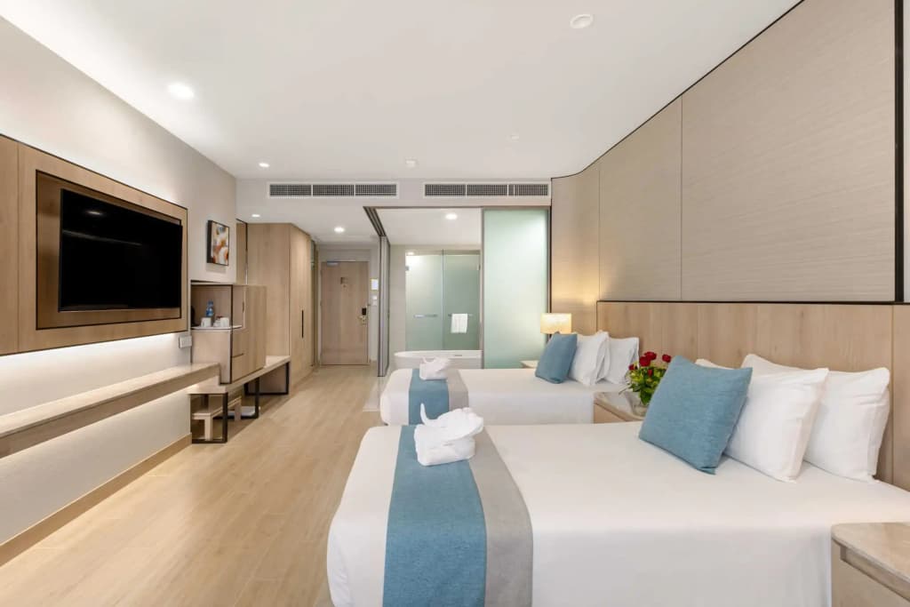 Grand Ocean Pearl Double room twin beds