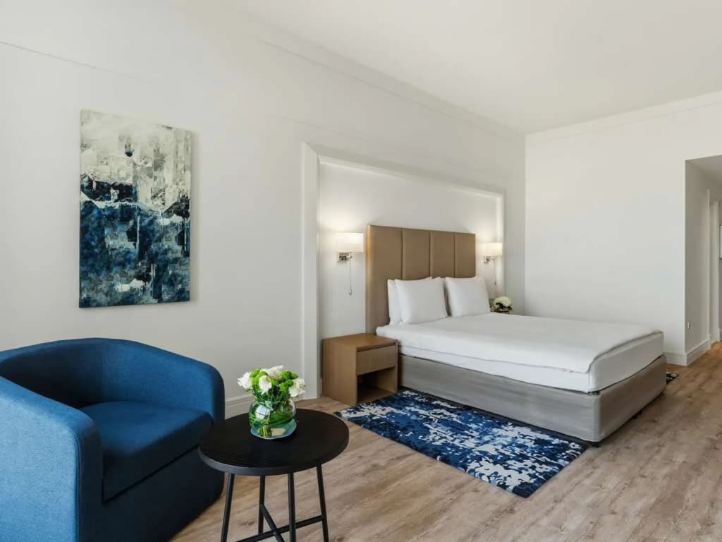Deluxe Double room full double bed