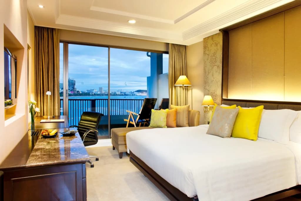 Double Club room full double bed