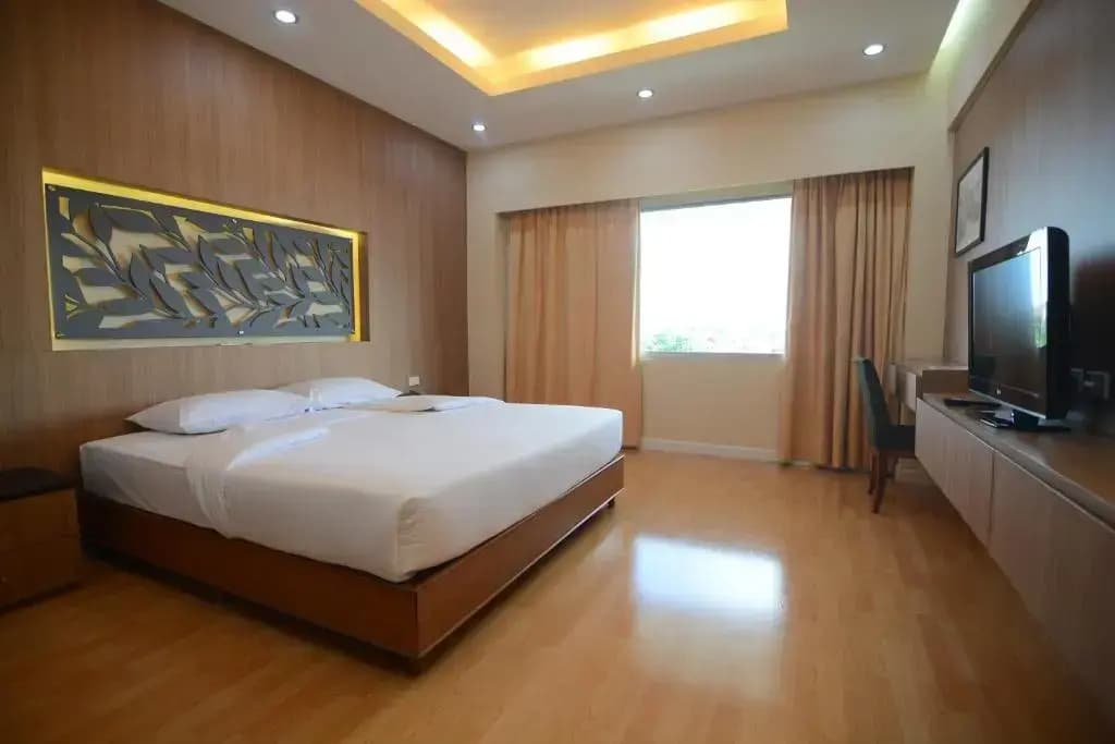 Grand Deluxe Double room full double bed