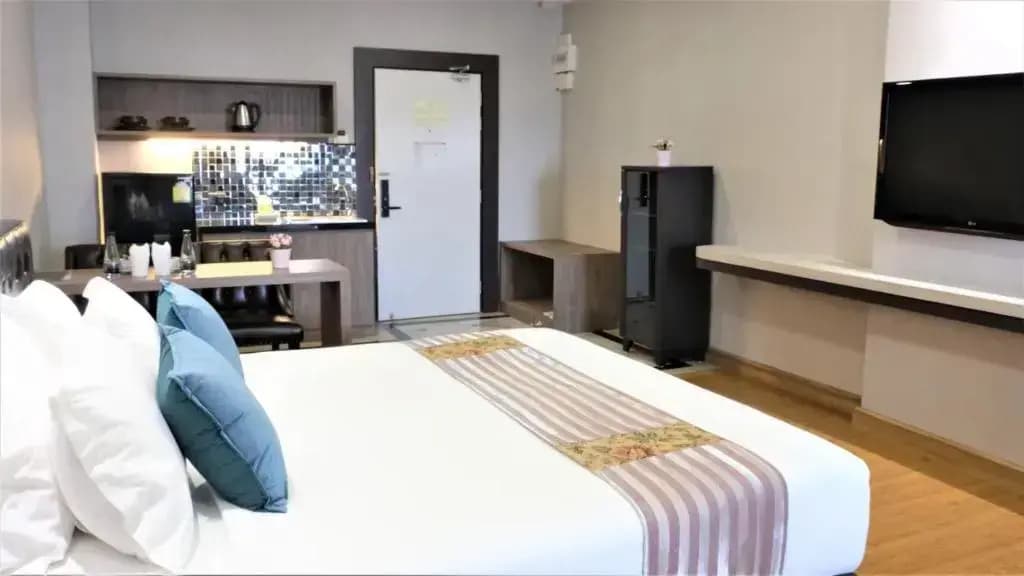 Executive Double Studio full double bed