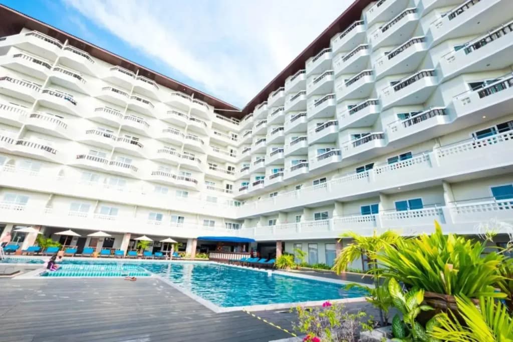 Hotel photo 12