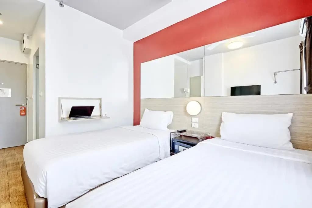 Double room twin beds