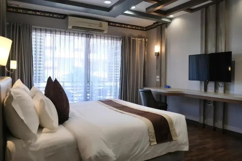 Superior Double Suite twin beds