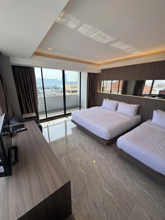 Executive Ocean Double room twin beds