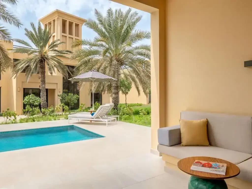 1 Bedroom Signature Private Pool Double Suite with garden view full double bed