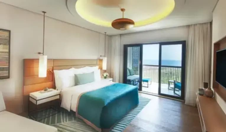 1 Bedroom Club Lounge Access Double Suite Oceanfront full double bed