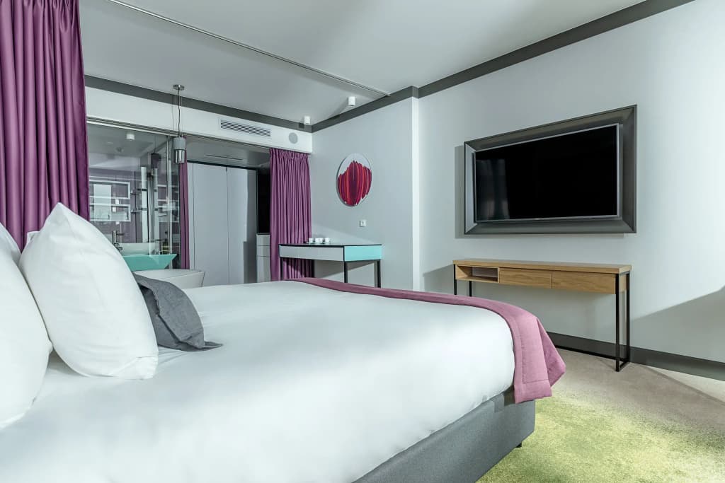 Junior Double room full double bed