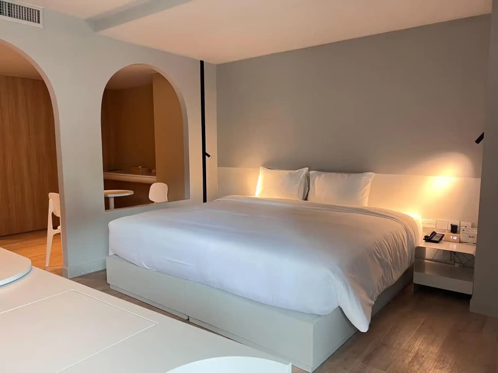 Double Junior Suite full double bed