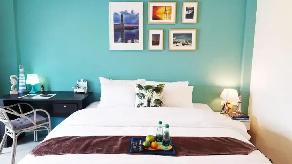 Double room with balcony full double bed