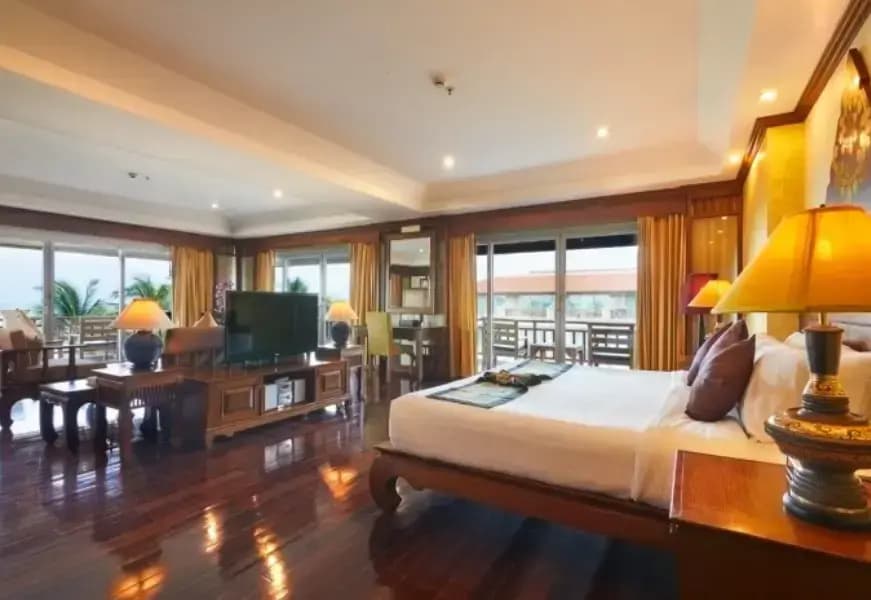 Executive Double Suite full double bed
