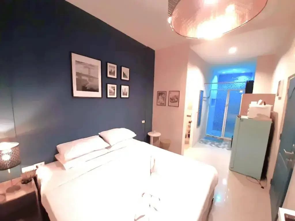 Double Studio full double bed