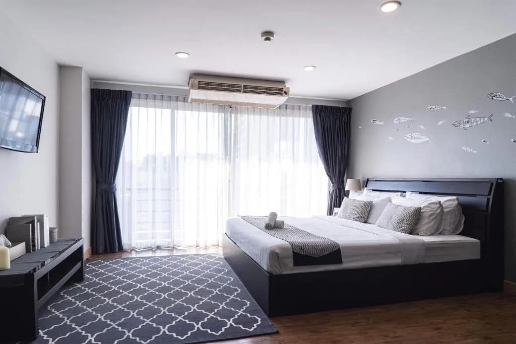 Superior Double Studio full double bed