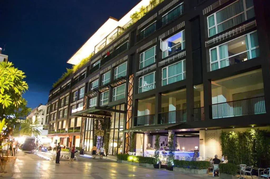 Hotel photo 1
