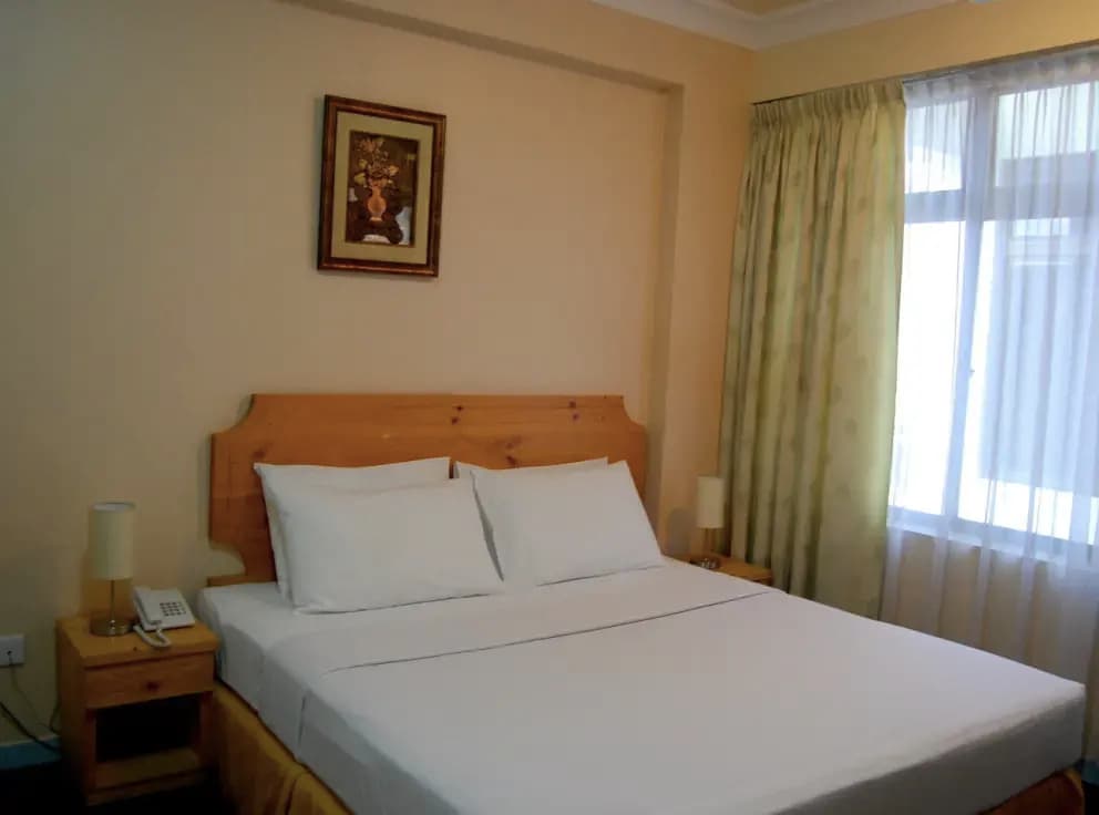 Deluxe Double Club room full double bed